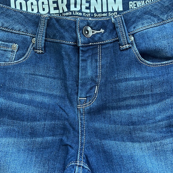 Jogger Denim Jeans - Picture 3 of 7